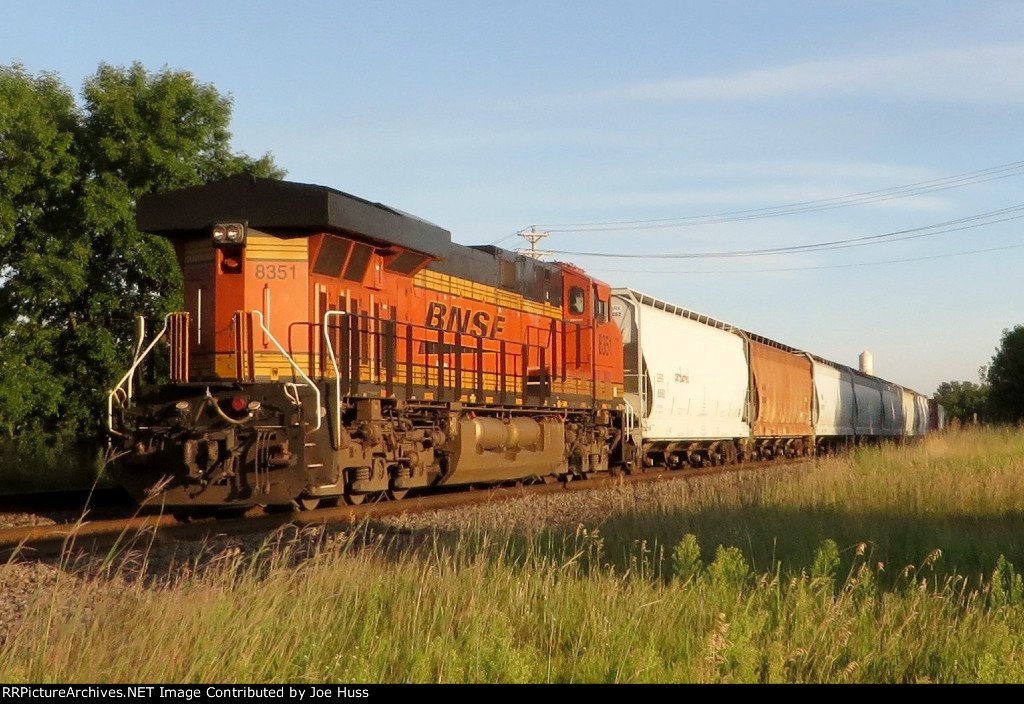 BNSF 8351 DPU